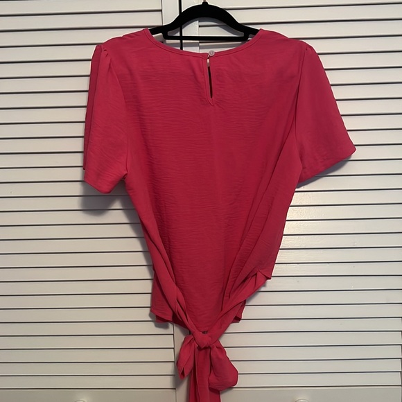 Pink tie up shirt - Picture 2 of 2